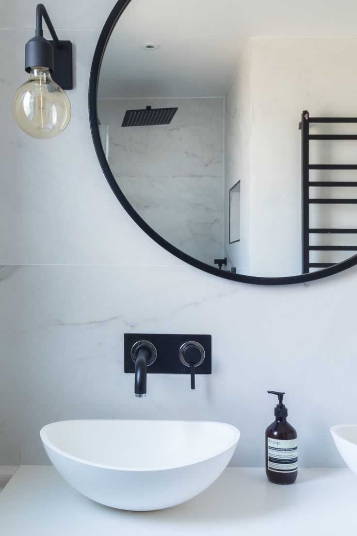 FIDEE STAINLESS STEEL ROUND MIRROR